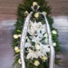 livrare coroana funerara crini trandafir alb