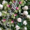 Coroana din trandafiri albi orhidee livrare mures