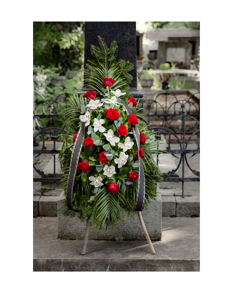 Coroană din Orhidee și Trandafiri