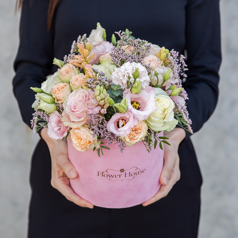 cutie flori roz livrare flori mures